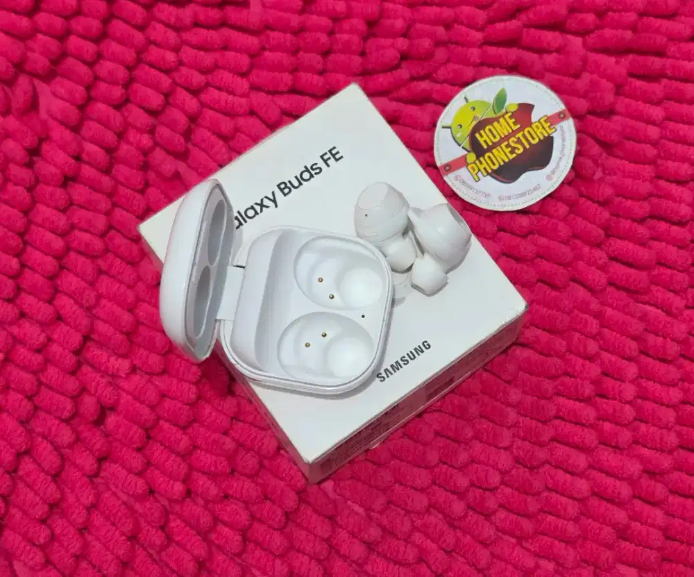 Galaxy Buds FE White Lengkap