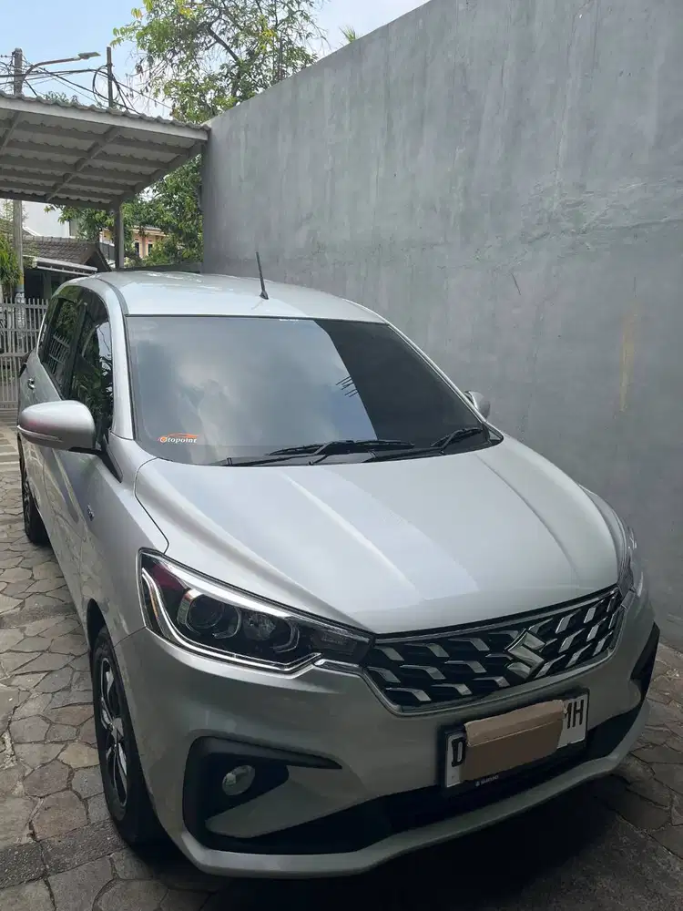 Mobil Baru harga bekas SANGAT ISTIMEWA Baru 8 bulan dan Untuk Pemak