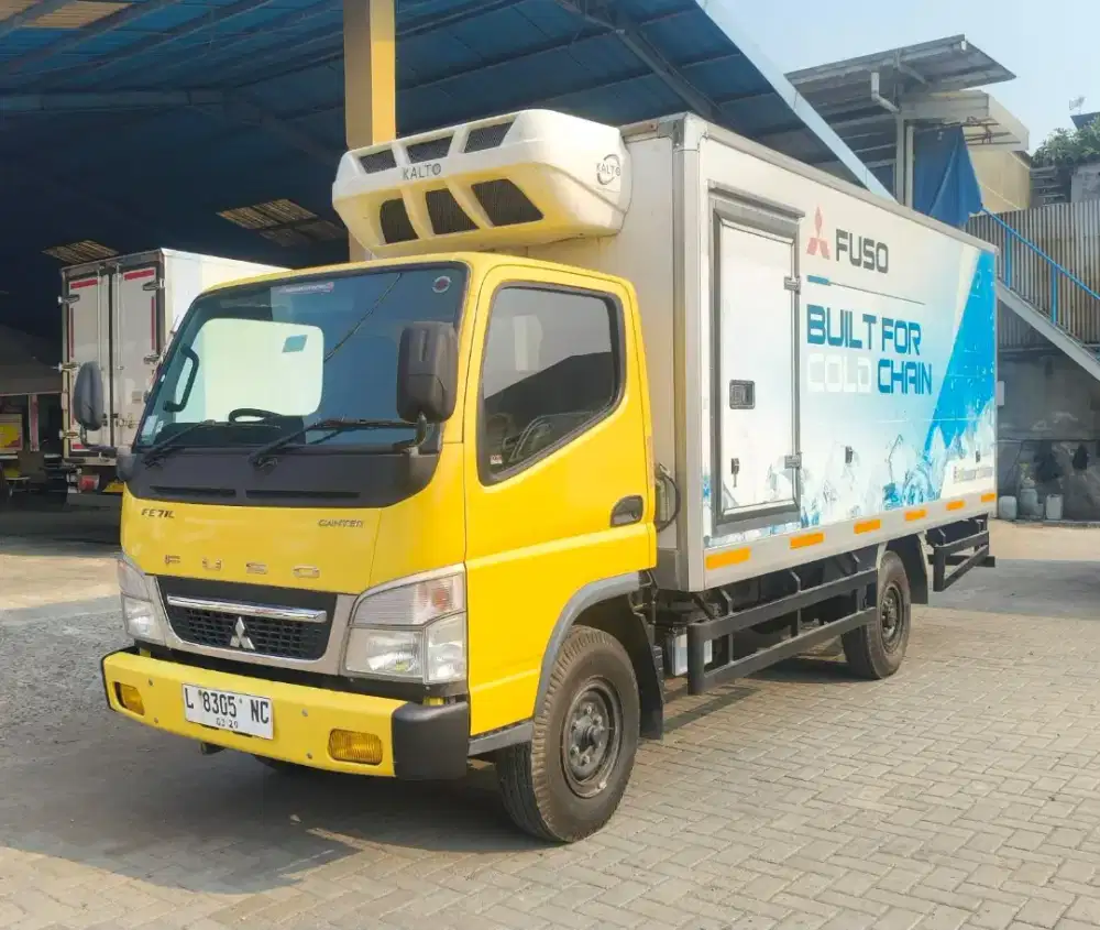 Engkel Long CDE Mitsubishi Colt diesel FE71L box reefer Frozen 2023