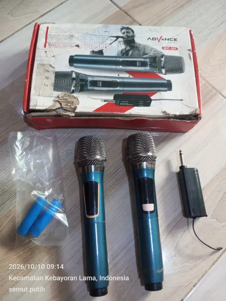 Dijual Mic wireless ADVANCE 301