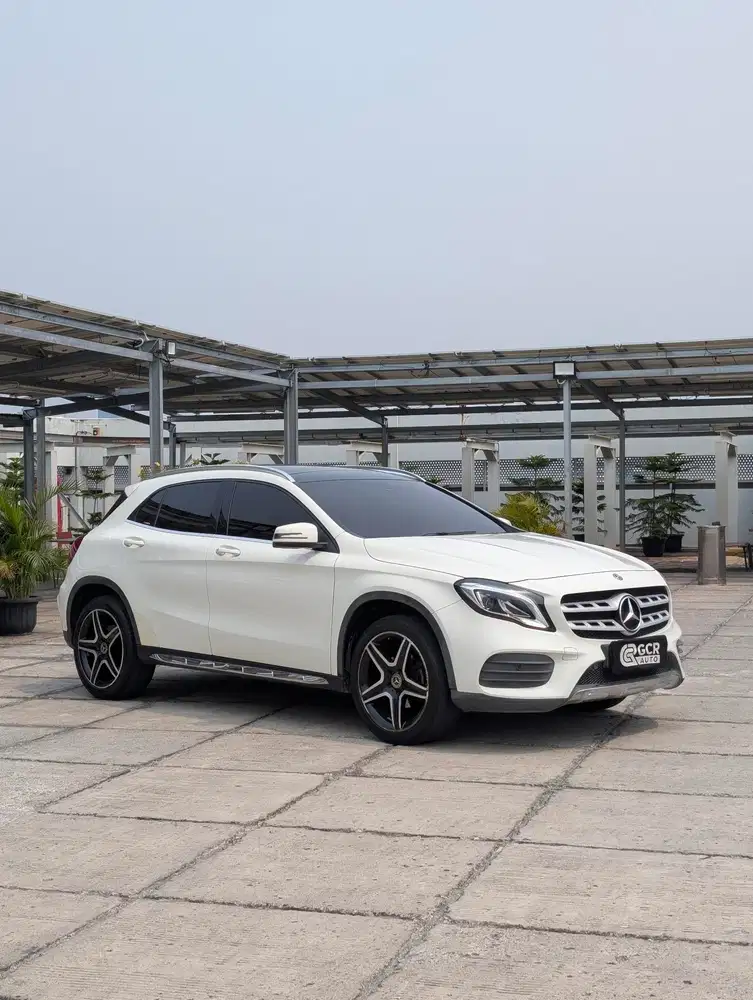 FULL ORI LOW KM !! MERCY GLA200 AMG 1.6 SPORT GLA 200 2017 AT MDL 2018