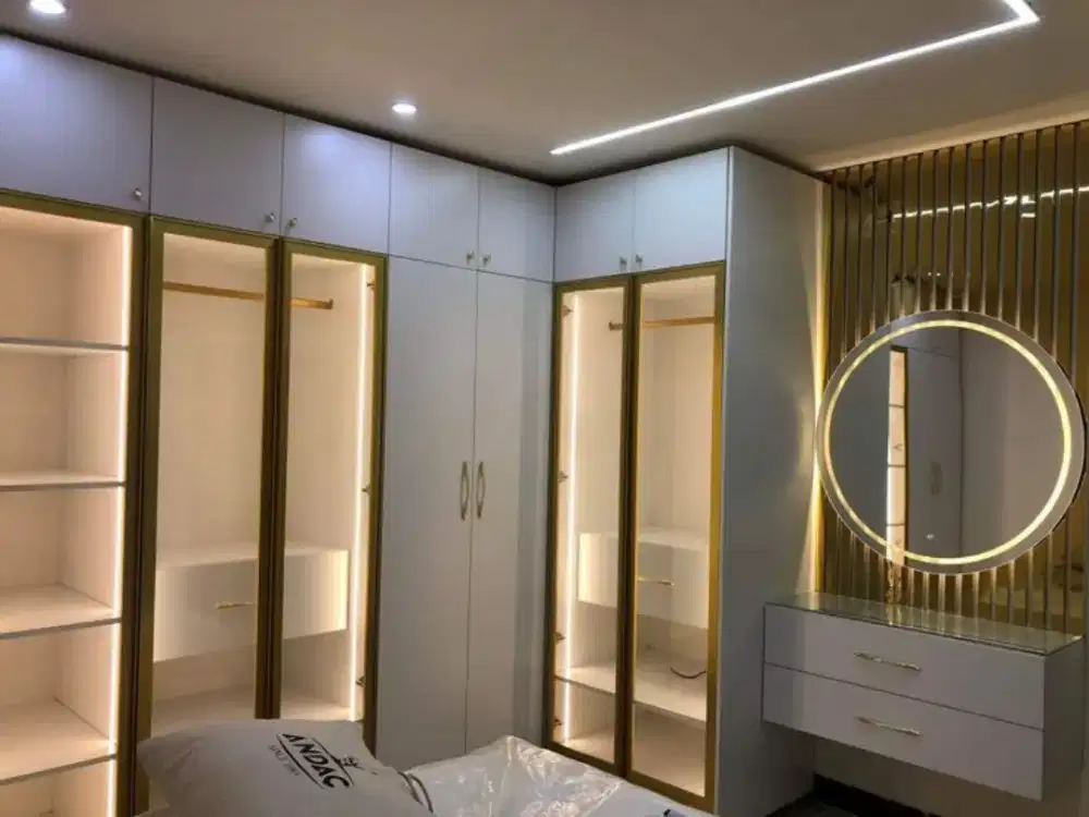 Wardrobe set minimalis