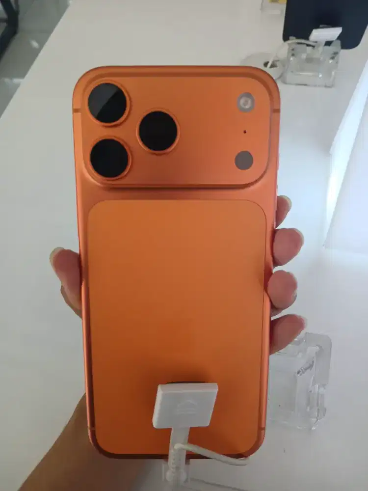 IPHONE 17 PRO MAX 256GB COSMIC ORANGE ID
