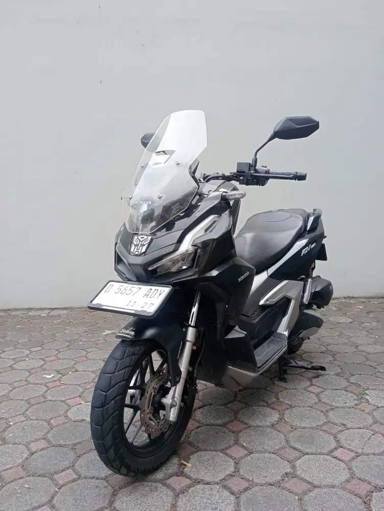 Honda ADV 160 CBS 2022 mulus