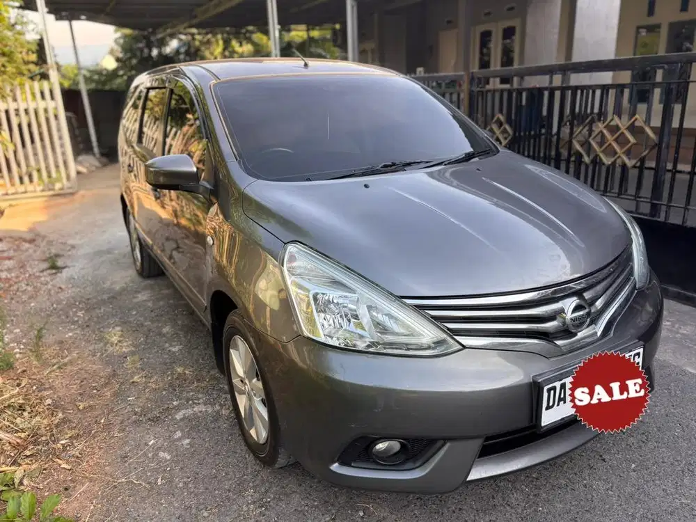 GRAND LIVINA XV 1.5 MATIC