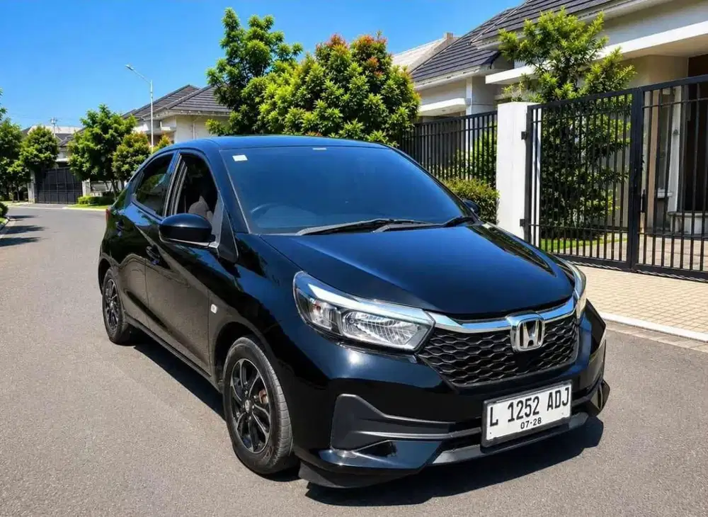 HONDA NEW BRIO 1.2 E MATIC FACELIFT 2023 KILOMTER 24 RIBU ORIAN