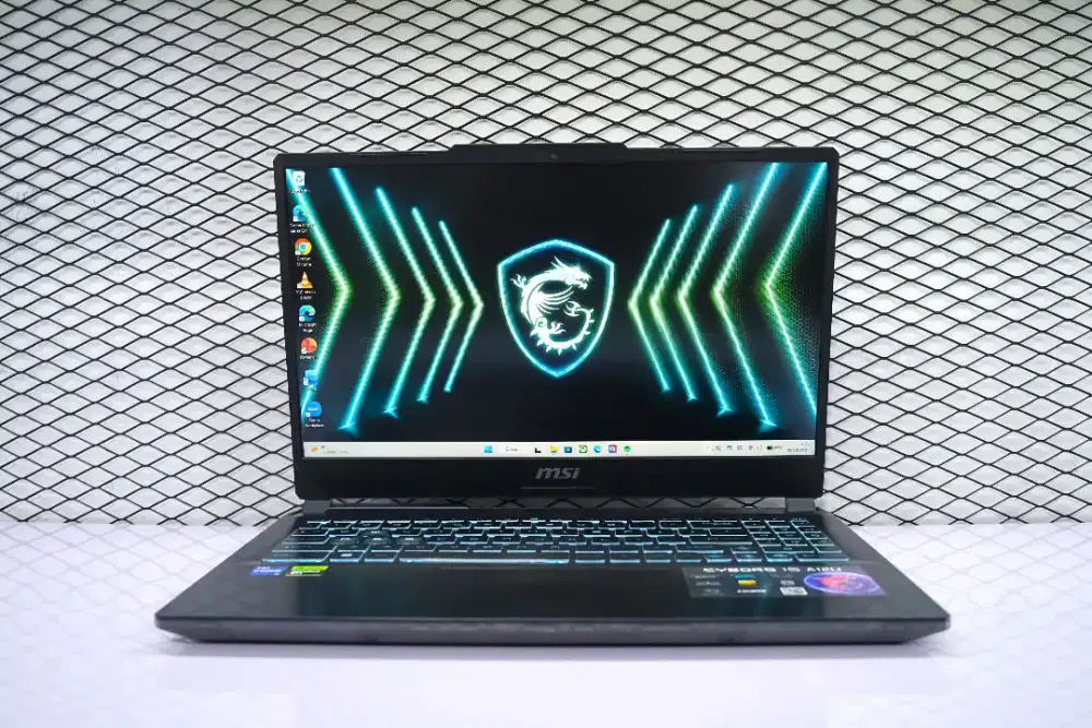 MSI CYBORG 15 A12U.CORE i7-12650H.VGA GeForce RTX 3050 6GB.RAM 16GB.15