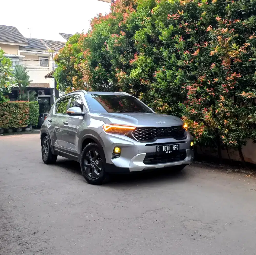 KIA Sonet 1.5 Type Premiere 2022 AT Abu Abu