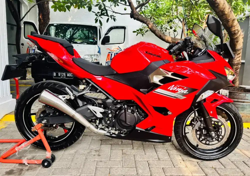 Kawasaki ninja 250 fi
