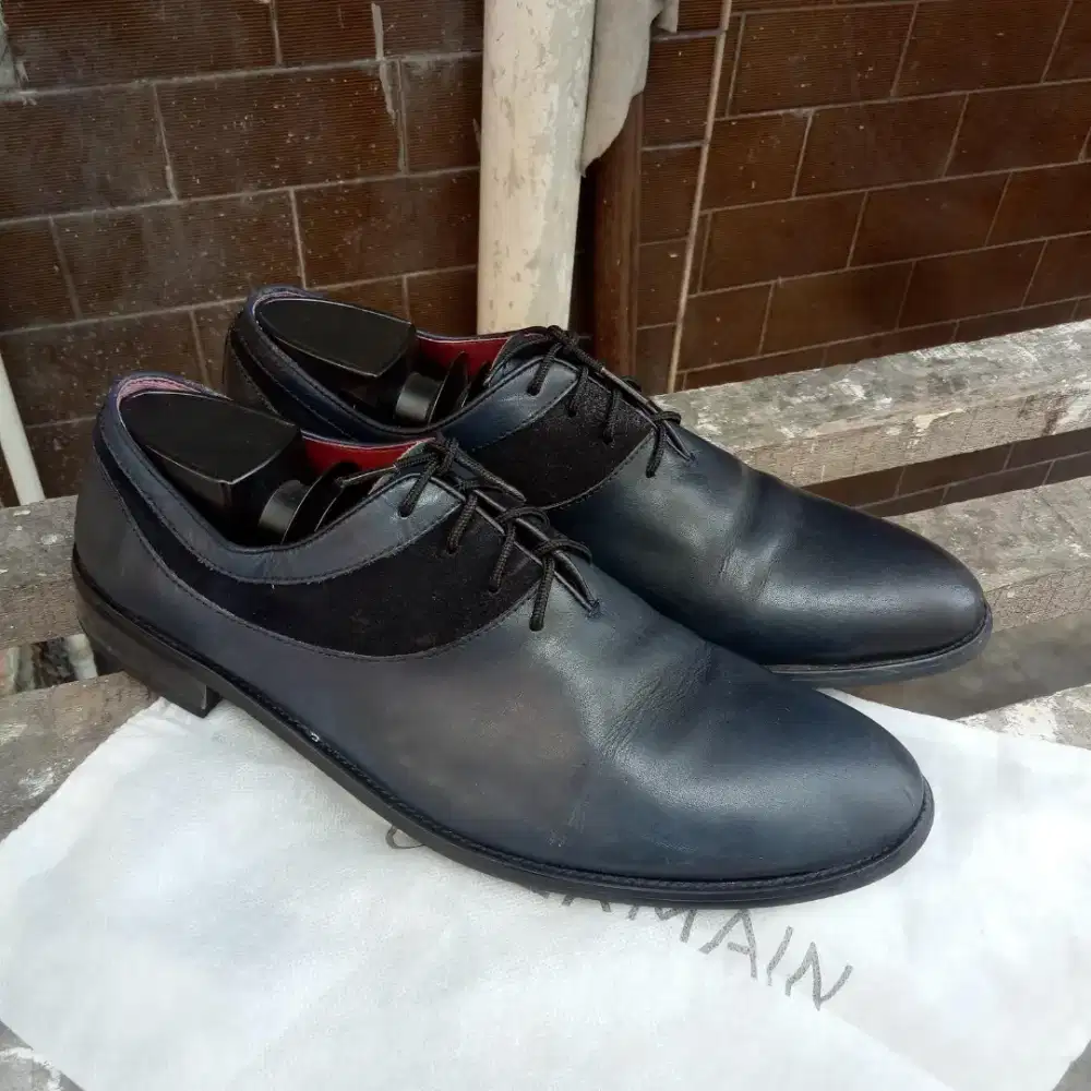 Size 44 sepatu kulit original obermain