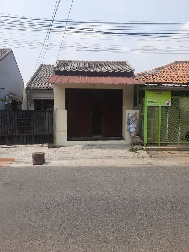 Di sewakan toko /kios /warung