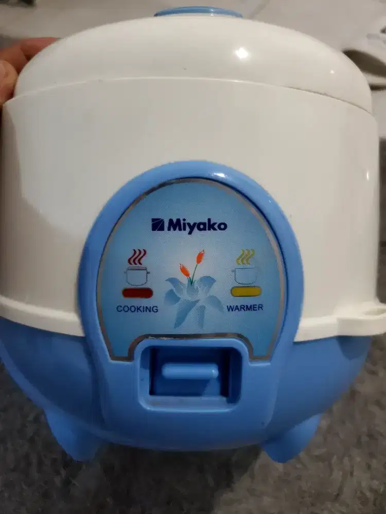 Rice Cooker Miyako 0,6 Liter