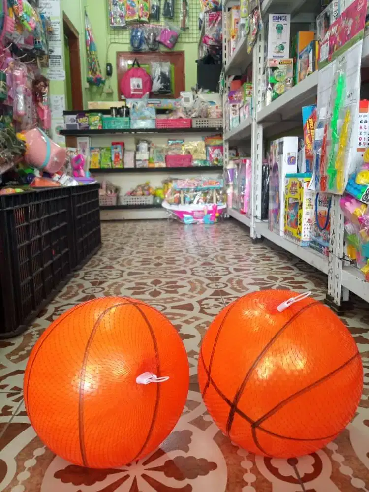 mainan anak bola basket pompa