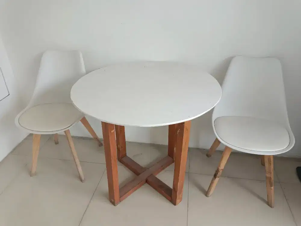 Meja dan kursi cafe