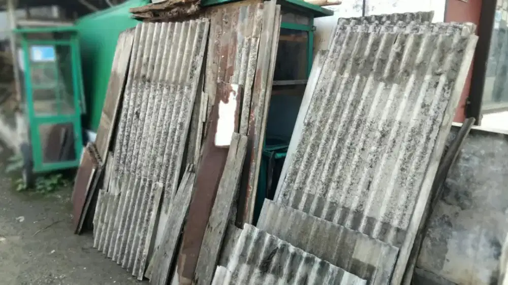 jUal Genteng bekas