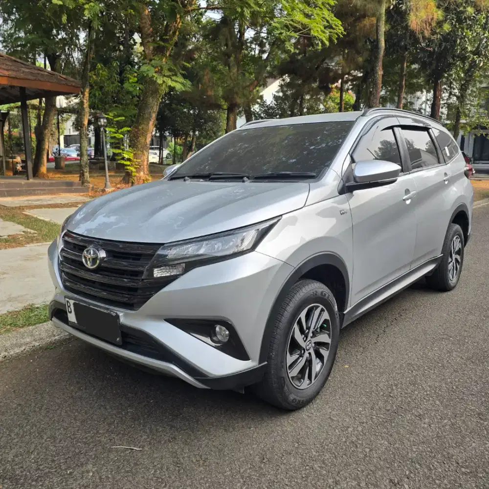 Toyota rush g at cvt matic 2018