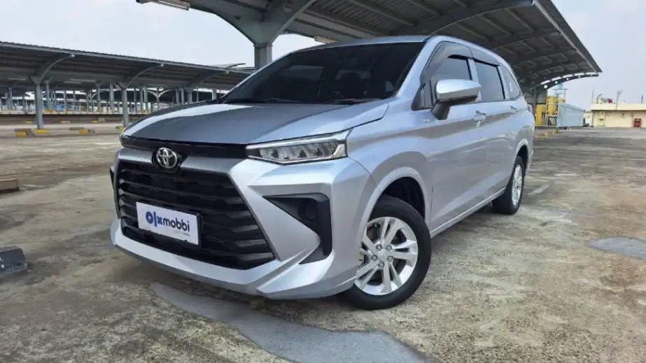 Toyota Avanza 1.3 E Bensin-MT 2022 Silver