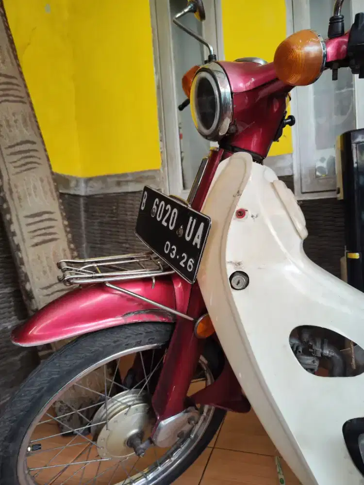 c70 1978 merah ori