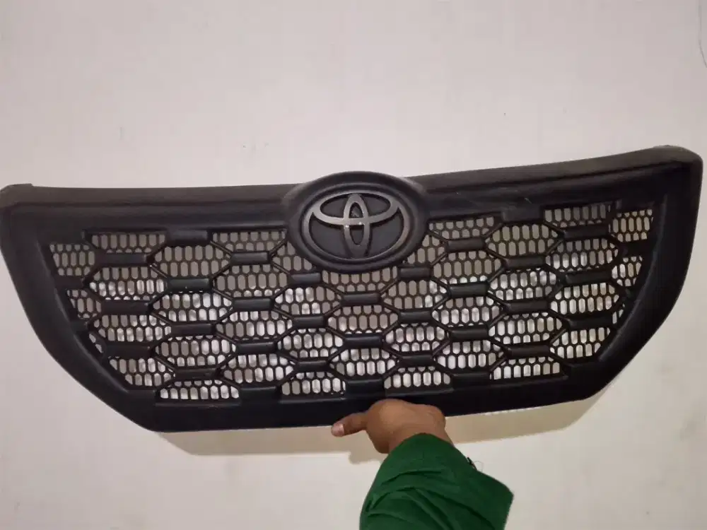 Grill Innova Barong 2013-2015