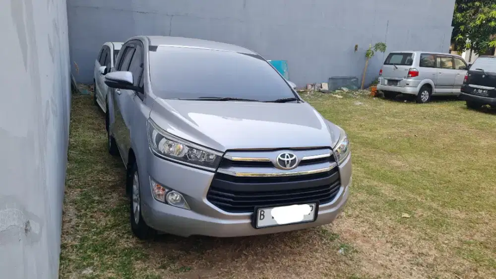 Toyota Kijang Innova 2.4 Diesel Silver 2019