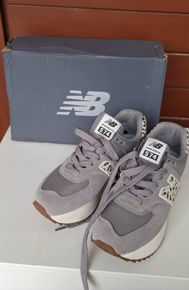 Sepatu cewek New Balance 574 original