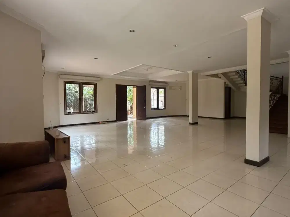 TURUN HARGA!!!!  DIJUAL RUMAH MEWAH DI KEMANG, JAKARTA SELATAN