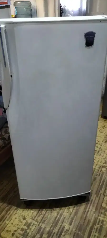 Kulkas Sharp 1 pintu
