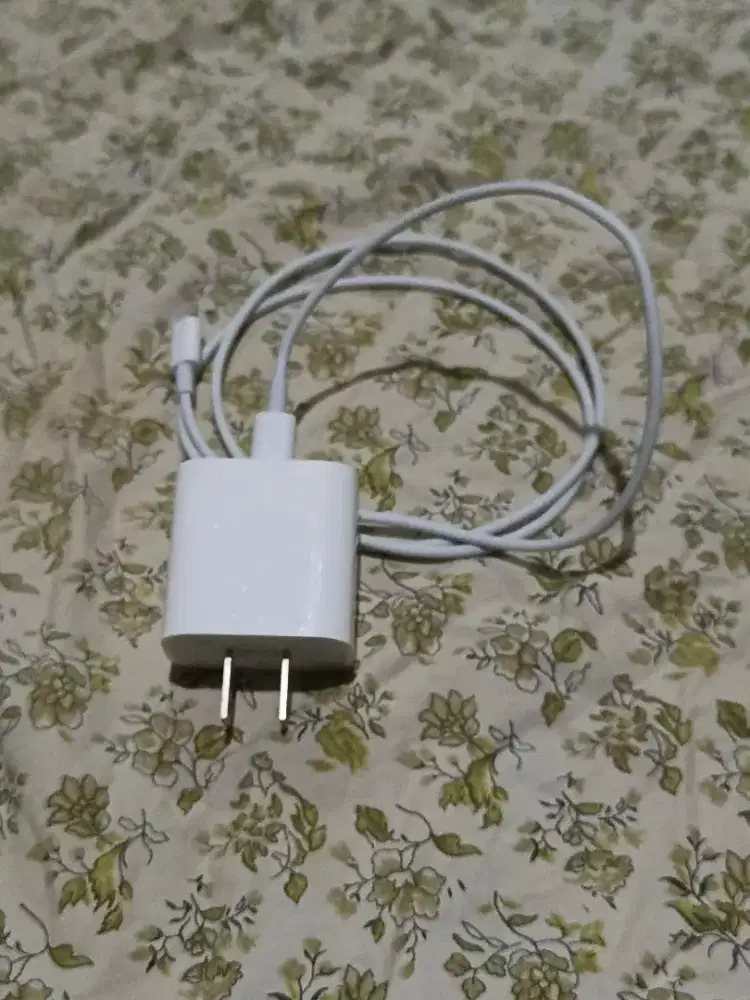 Charger colokan type A to usb Type c iPhone original