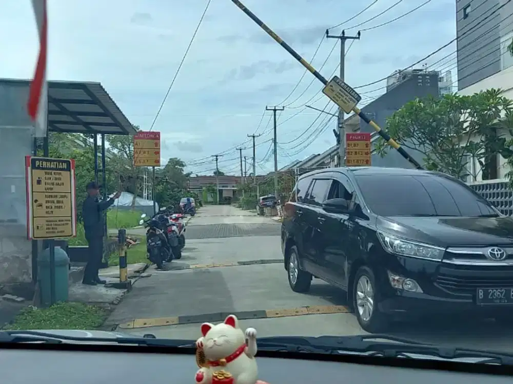 DIJUAL SEGERA RUMAH SHM di SENTRALAND PARADISE CLUSTER MALLORCA