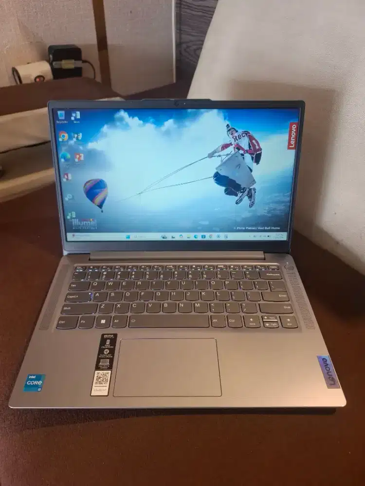 Lenovo ideapad slim 3i | i3-1315U| Ram 8/256