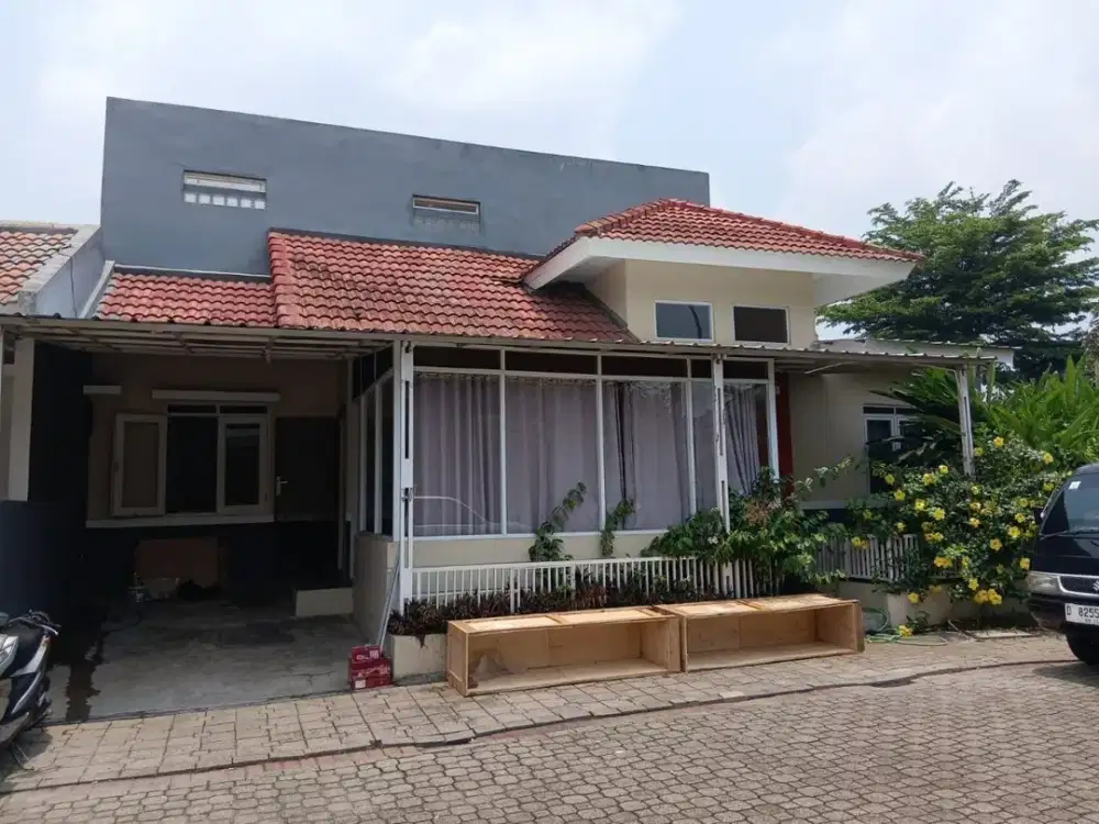 Disewa Rumah Kota Baru Parahyangan Banyak sumba [ID 828]
