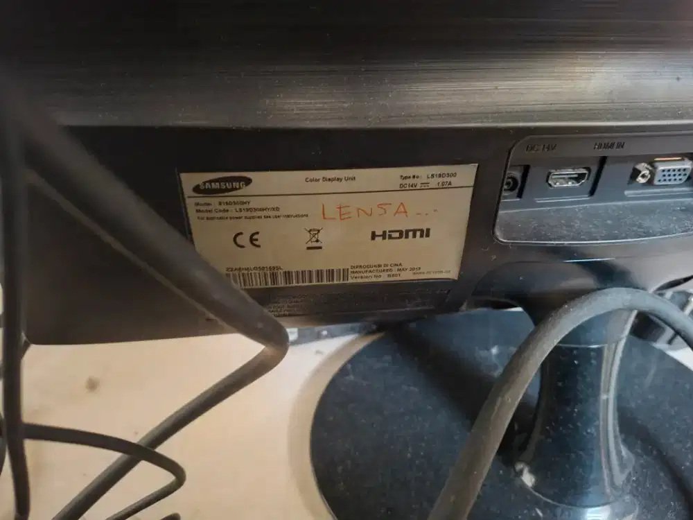 Dijual cepat monitor asus/samsung normal