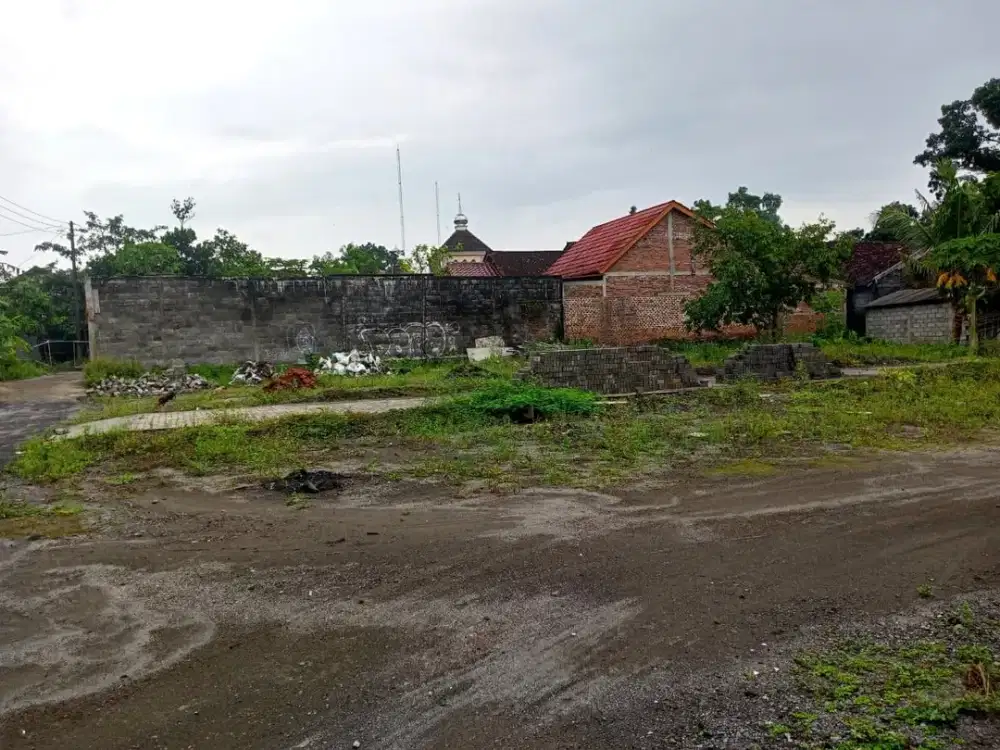 Tanah SHM Siap Bangun Sleman Jogja, Lingkungan Sejuk Dekat Kuliner Viral