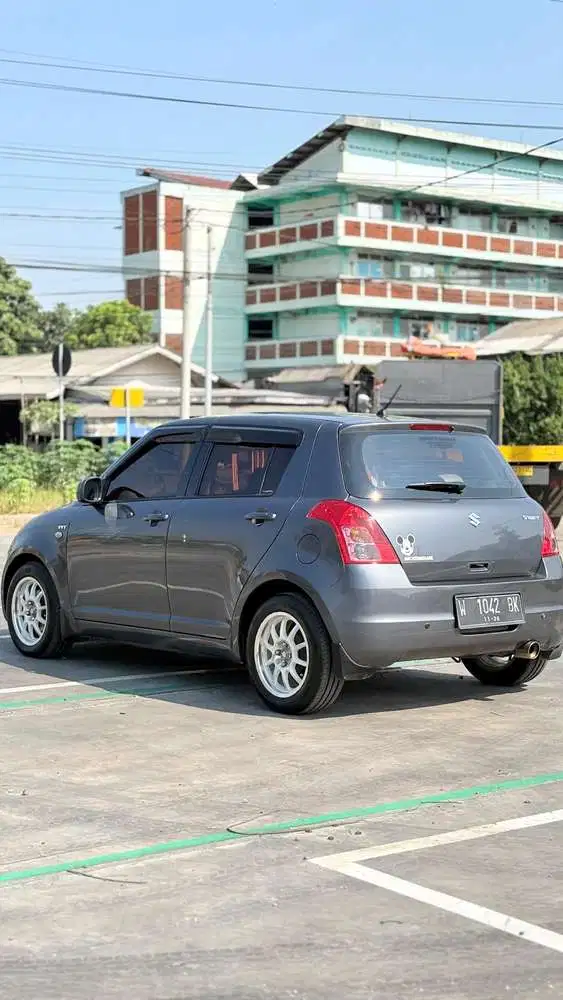Suzuki Swift 2008 Bensin