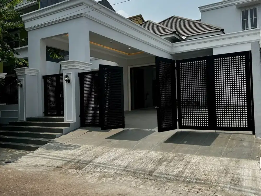 DIJUAL RUMAH LEBAK BULUS BELAKANG MRT, ADA POOL