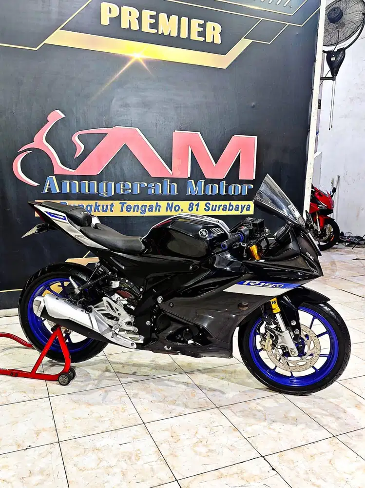 Yamaha R15 M abs silver metalic th 2023. Anugerah motor rungkut tengah