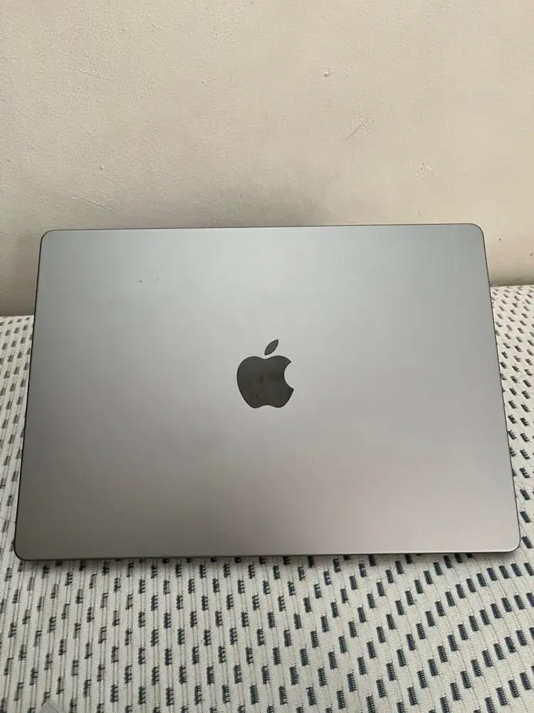 Dijual Murah! Macbook Pro M2 2023