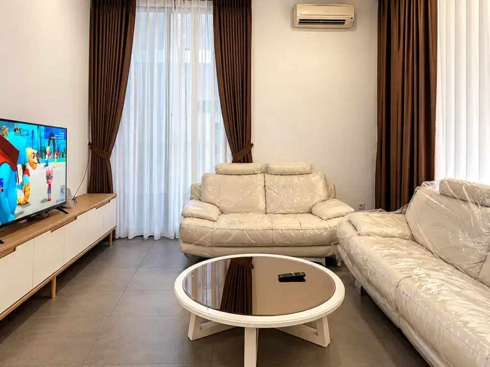 Jual / Sewa Rumah Cantik Full Furnish 3 Lantai Jati Padang Jakarta Selatan