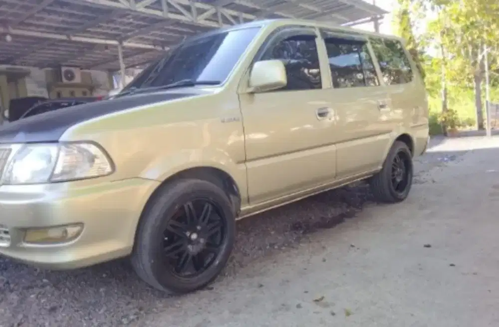 Kijang kapsul LSX
