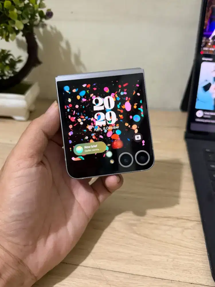 Barang mulus part masi ori samsung zflip 6 12/256gb