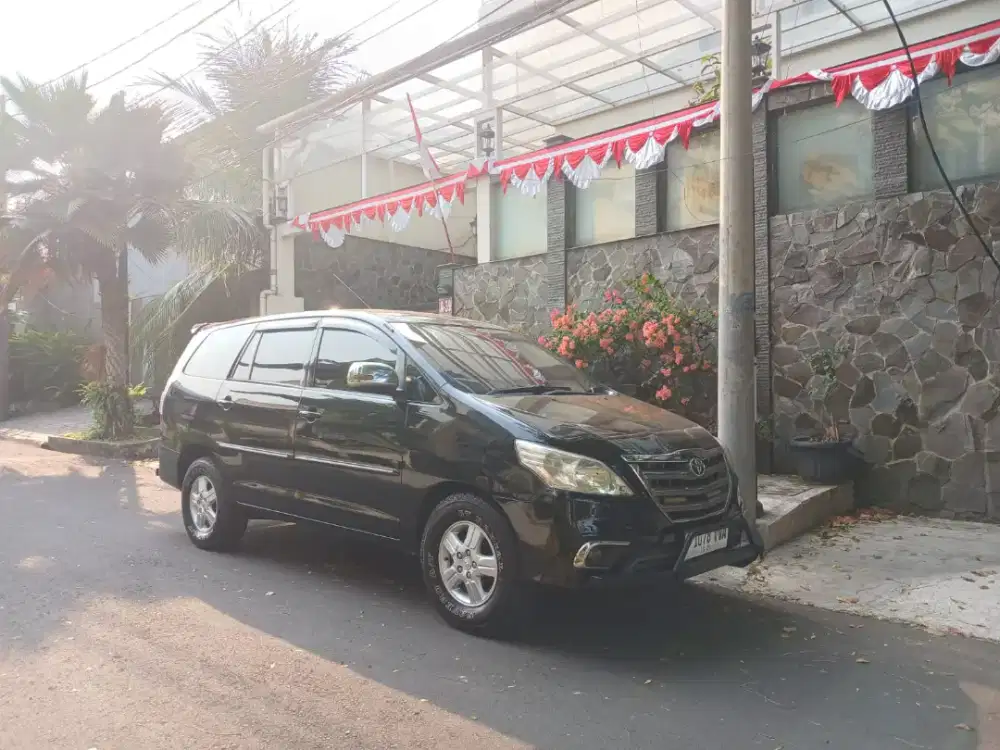 Toyota Kijang Innova 2.0 A/T Upgrade Barong Tahun 2004 Full Orisinil