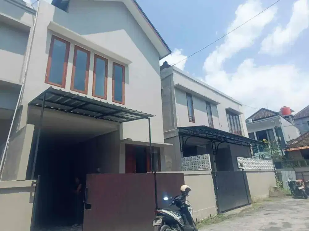 Rumah Minimalis 2 lantai di Gunung Mas Padang Sambian Kelod Denpasar Barat
