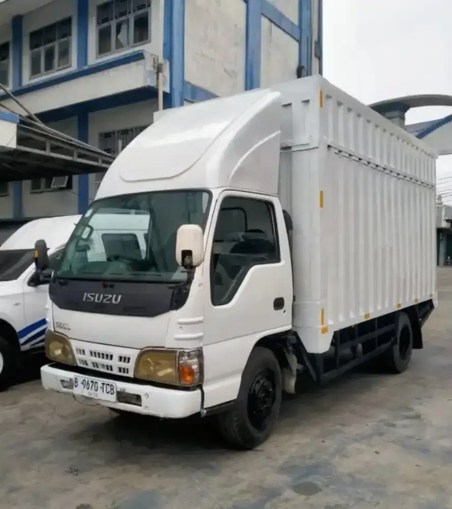 Isuzu elf nkr55 ps100 double ban 6 bok 19 kubik 2011