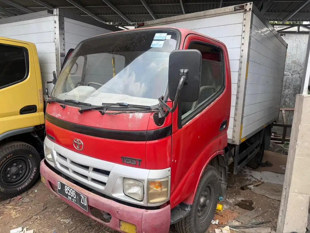 TOYOTA DYNA RINO ENGKEL BOX TH 2005