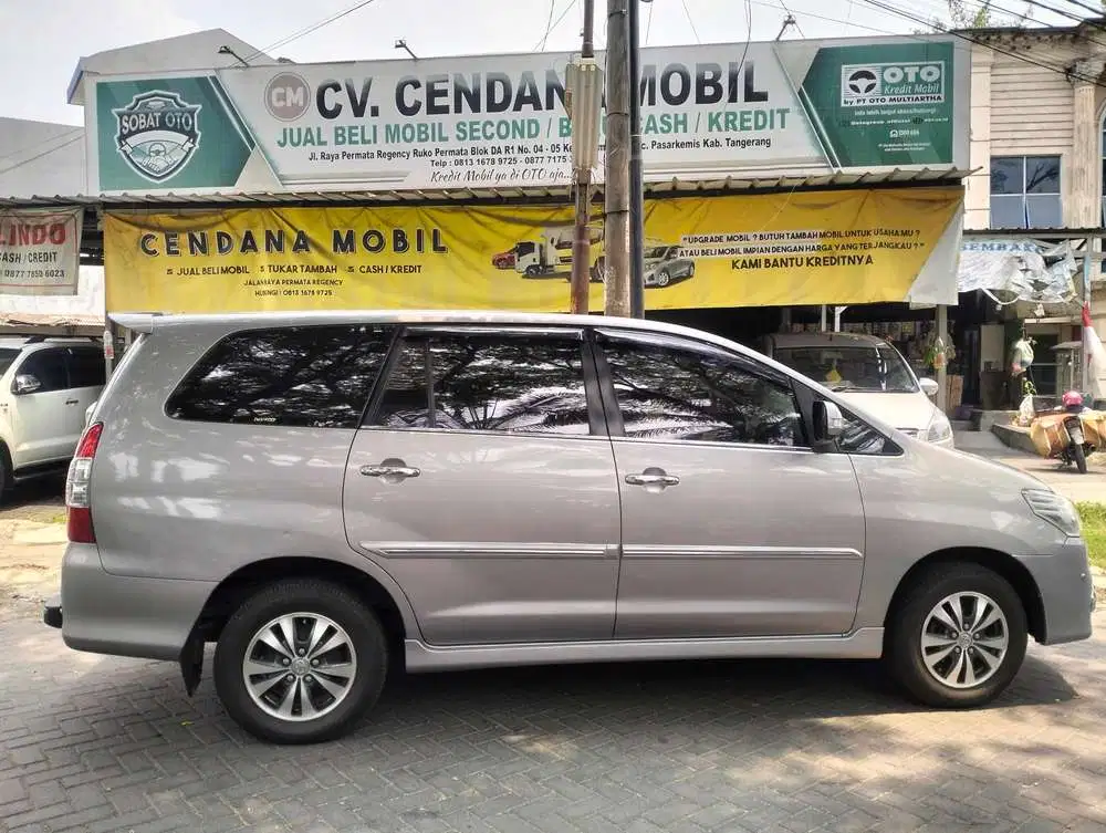 Toyota Kijang Innova 2015 Bensin