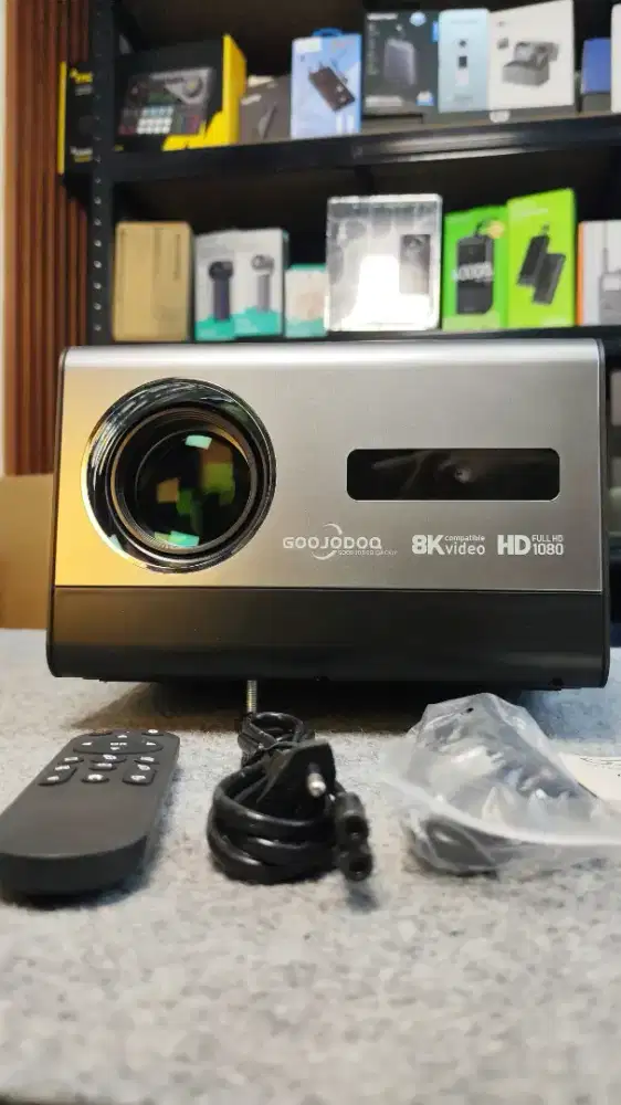Proyektor Goojodoq AC1037 Bekas Review Untuk Pembuatan Konten