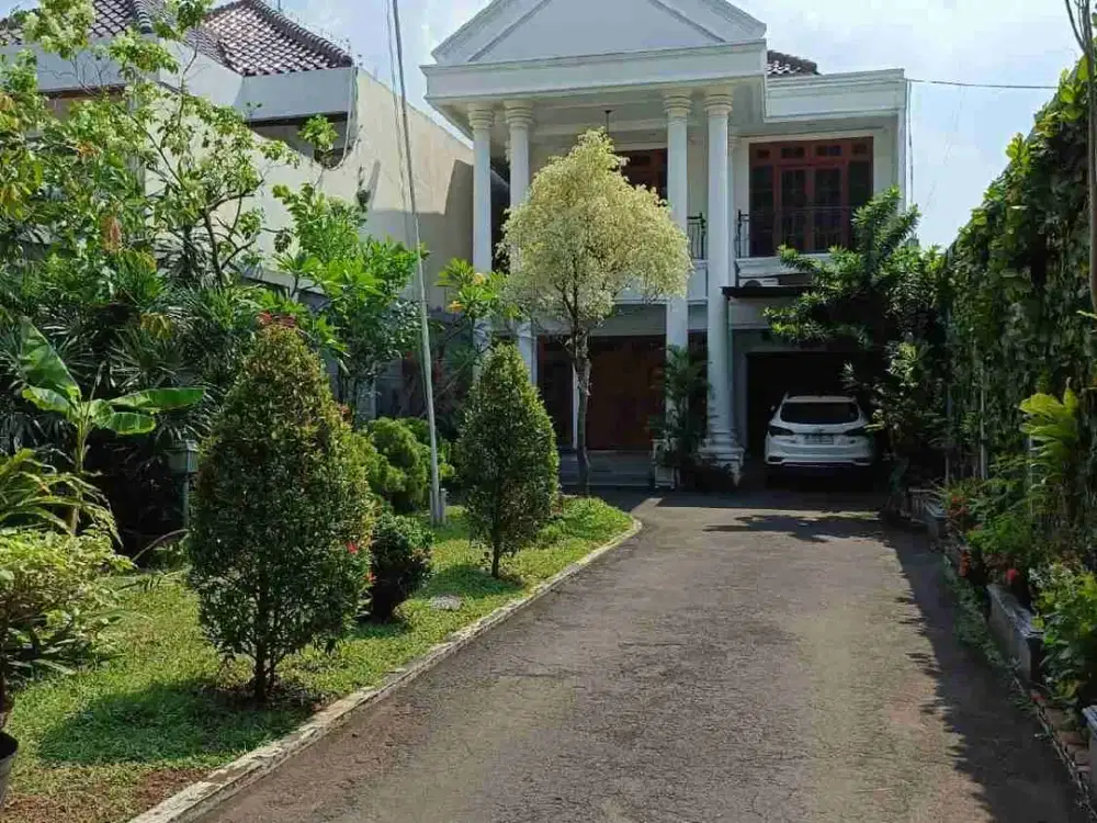 DIJUAL RUMAH DI MENTENG DALAM