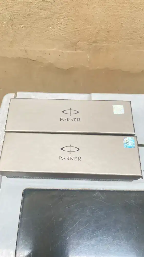 Pulpen merk  PARKER