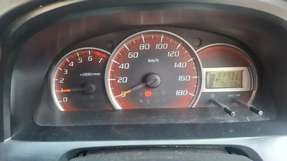 Di jual Xenia type R 2013