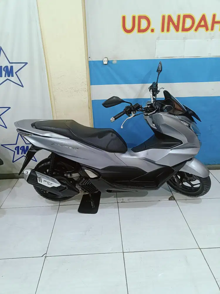 W Sidoarjo HONDA PCX NON ABS 160 2024 BISA KREDIT